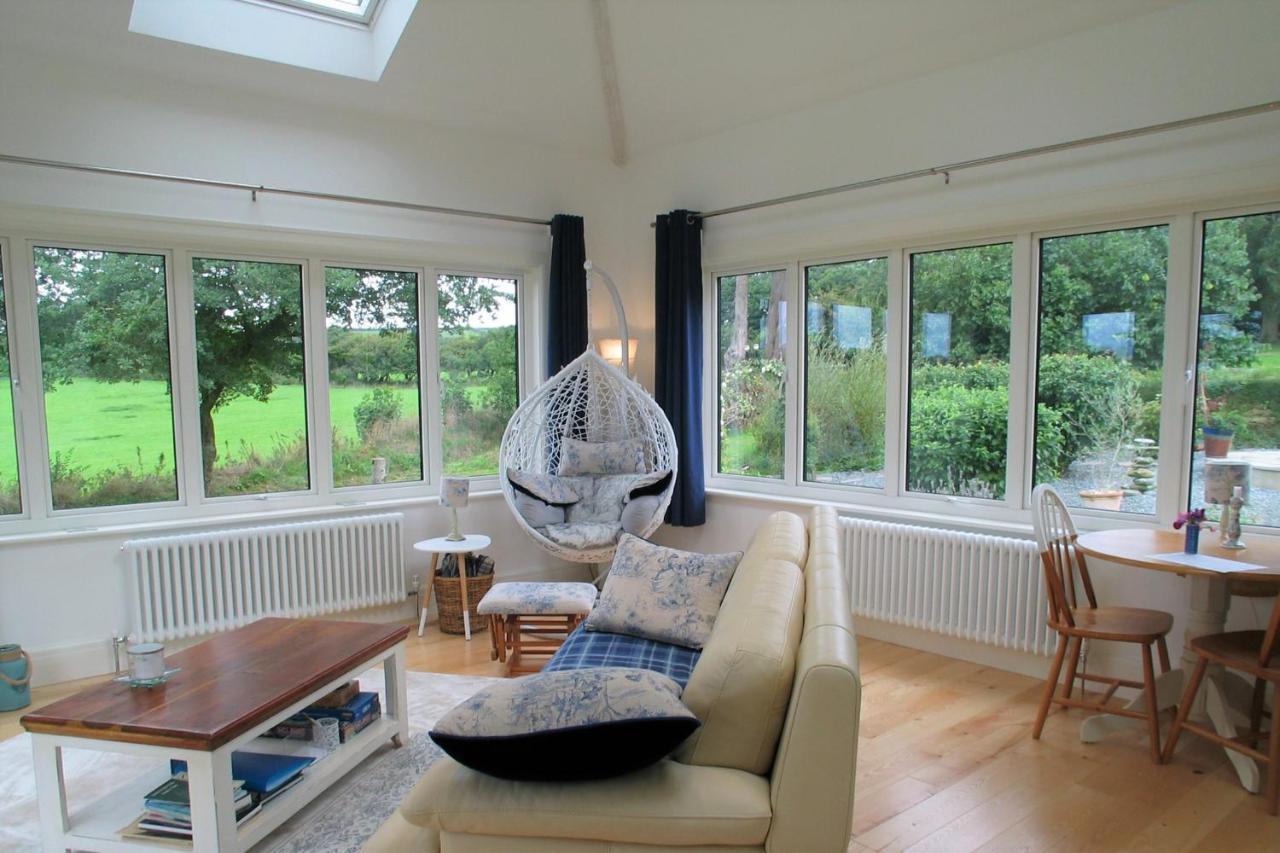 Bed and Breakfast Horsna Parc Retreat Saint Tudy Esterno foto