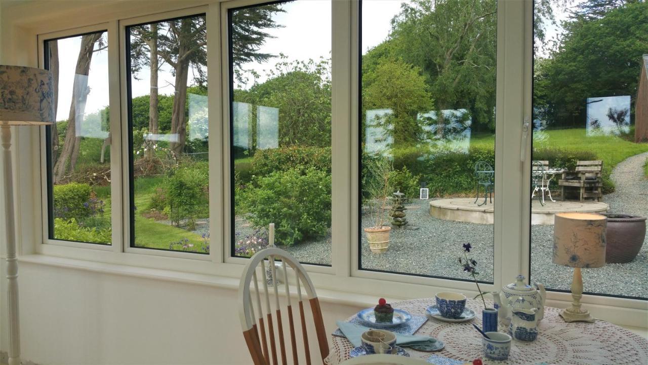 Bed and Breakfast Horsna Parc Retreat Saint Tudy Esterno foto
