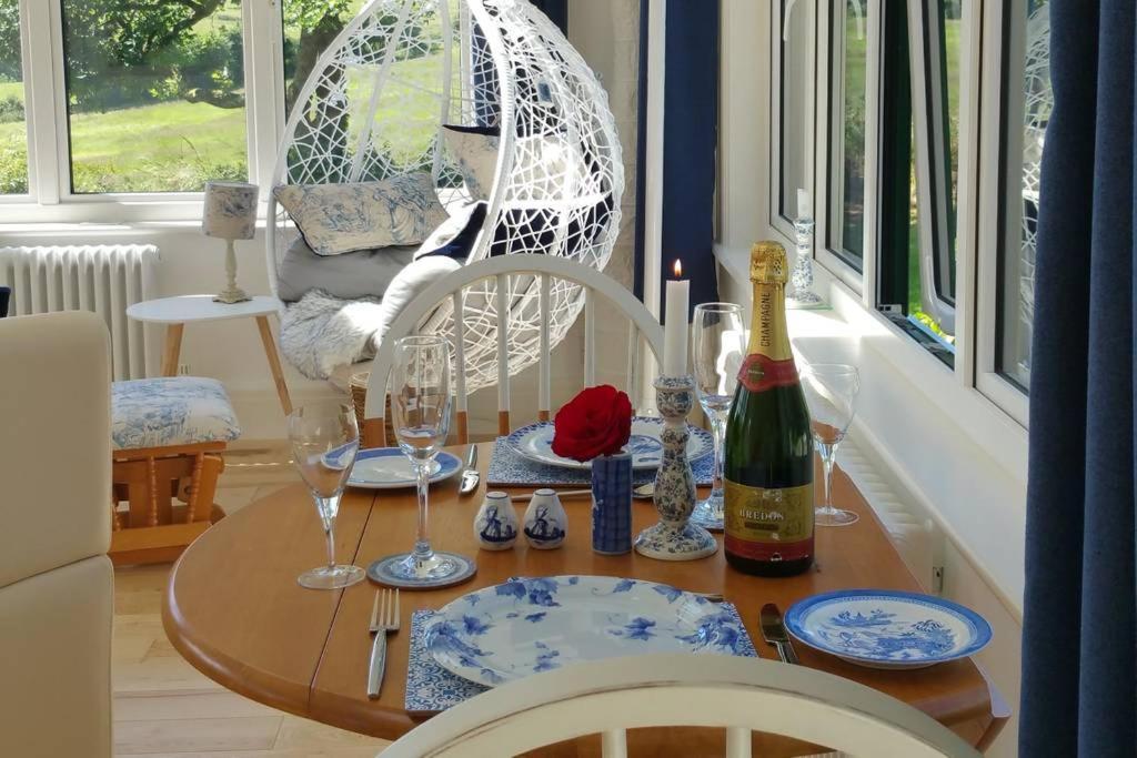 Bed and Breakfast Horsna Parc Retreat Saint Tudy Esterno foto